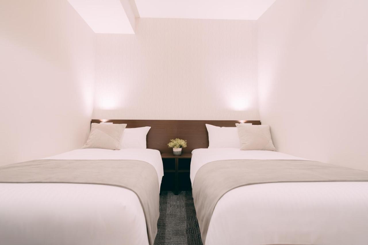 R Hotel Honmachi Osaka Buitenkant foto